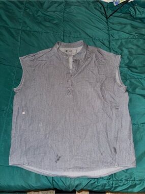 FIGS women Gray Sleeveless Shirt